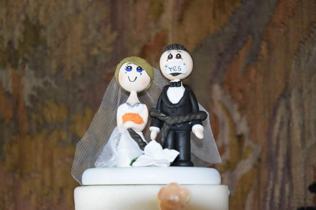 bride and groom cake topper