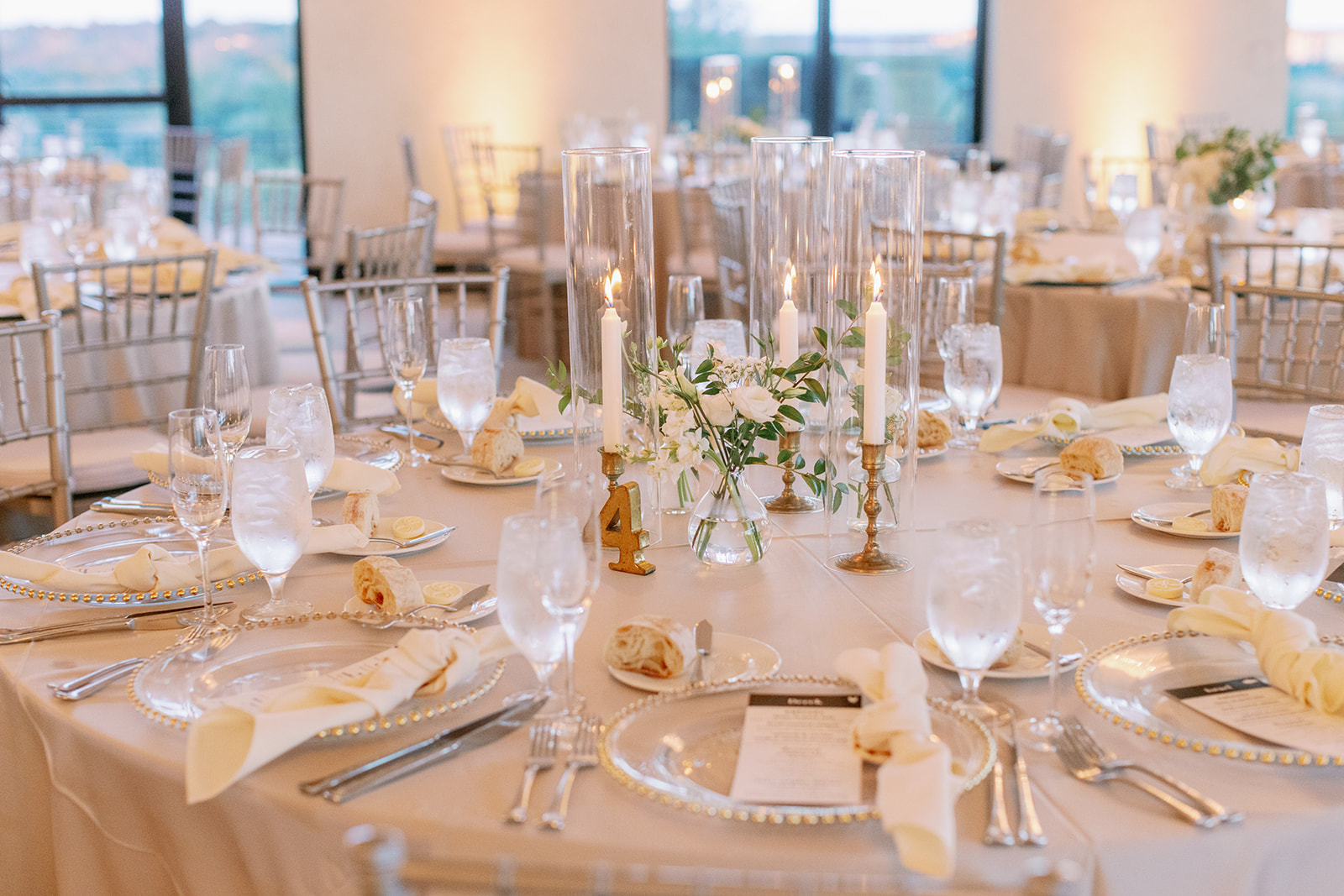 gold and ivory tablescape at Bella Collina